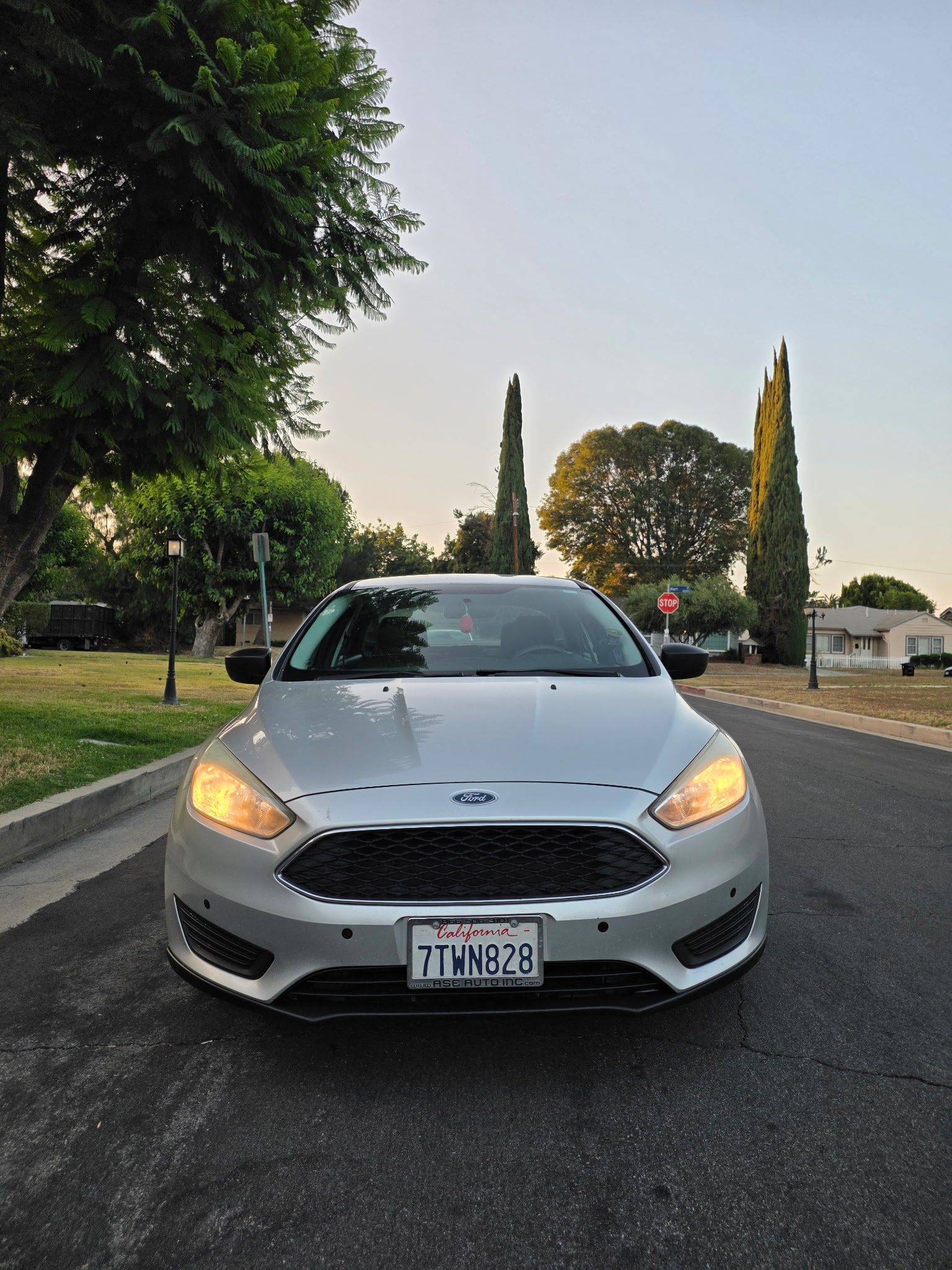 2016 Ford Focus S — photo 2 of 15
