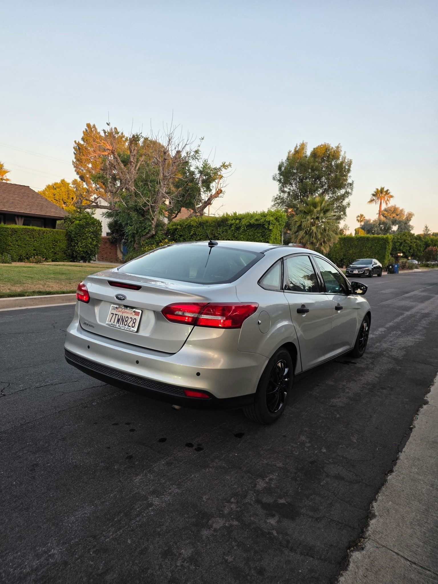 2016 Ford Focus S — photo 5 of 15