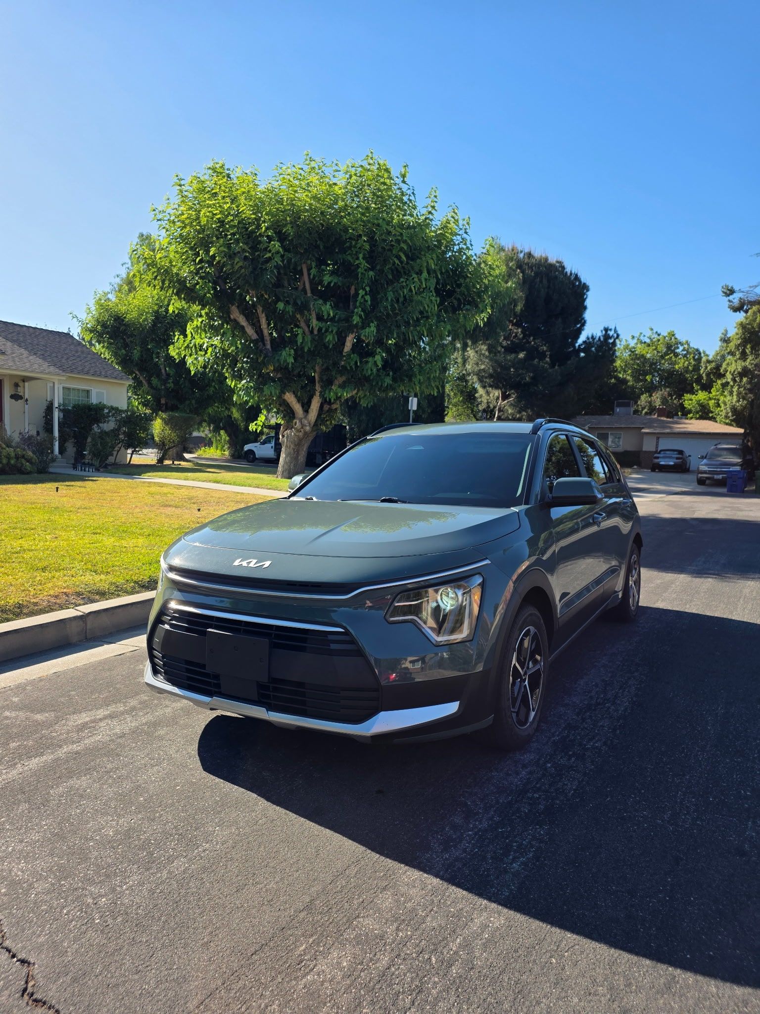2024 Kia Niro EX — photo 1 of 18