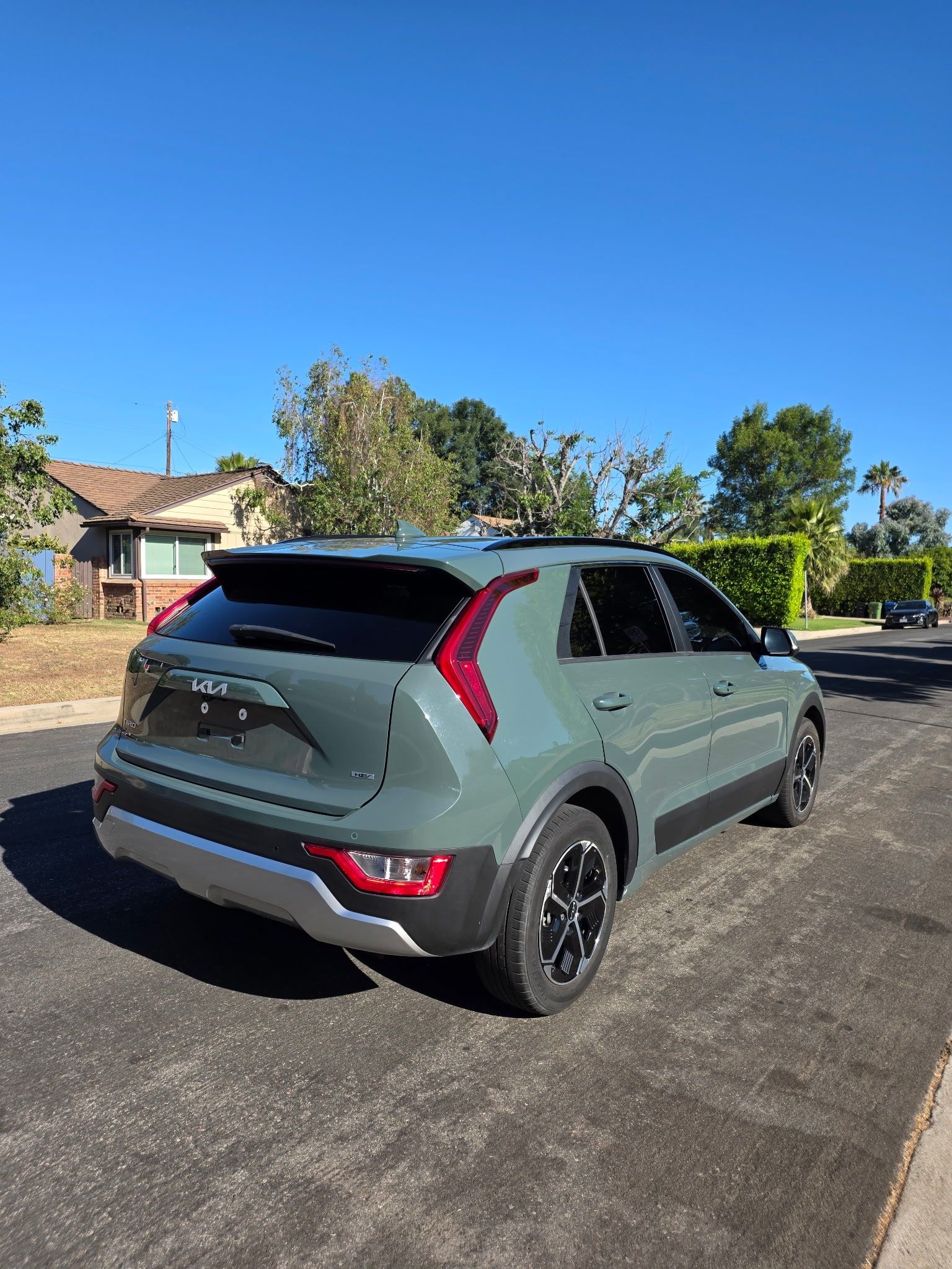 2024 Kia Niro EX — photo 5 of 18
